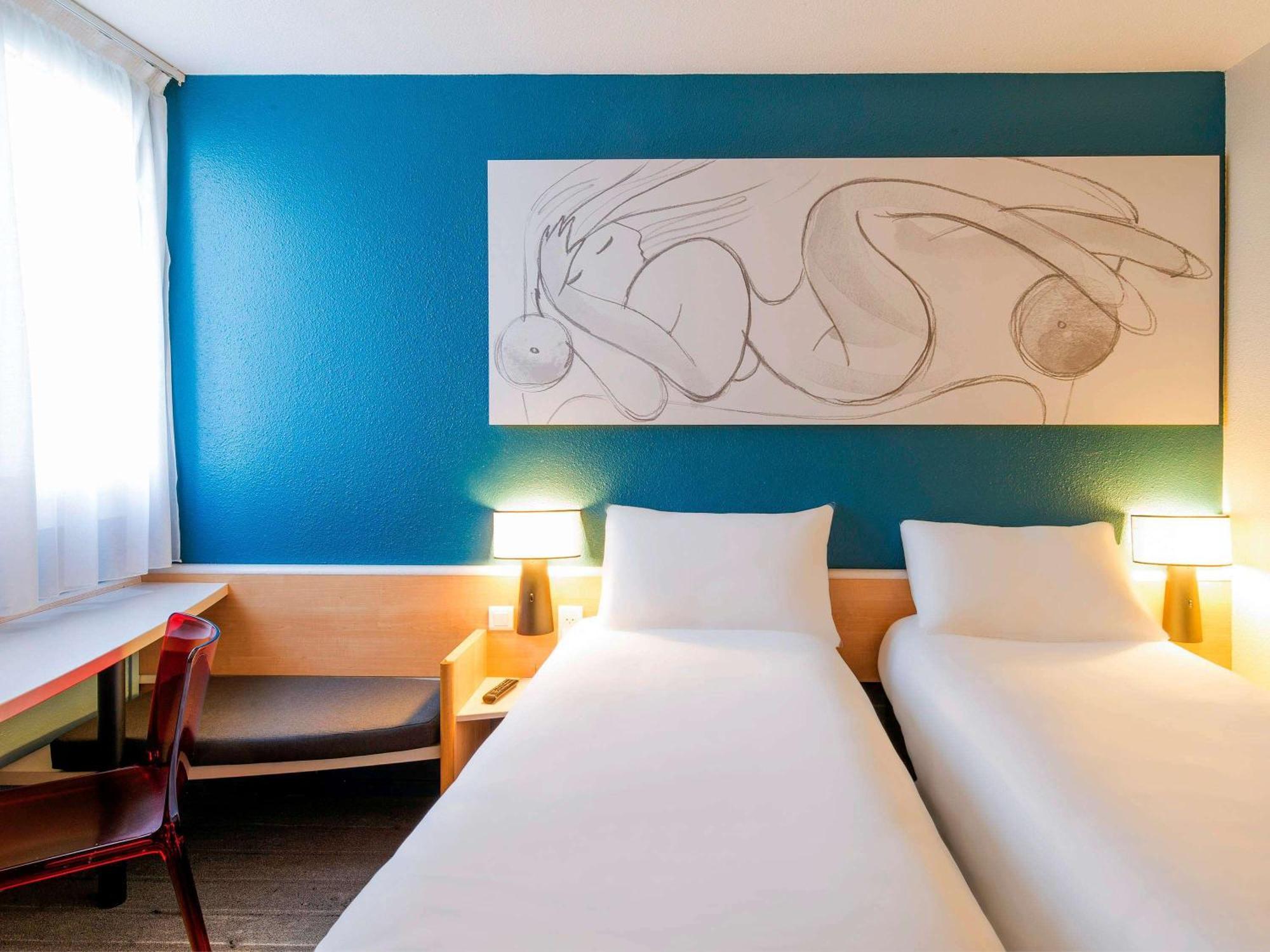 Ibis Tours Nord Hotel Exterior photo